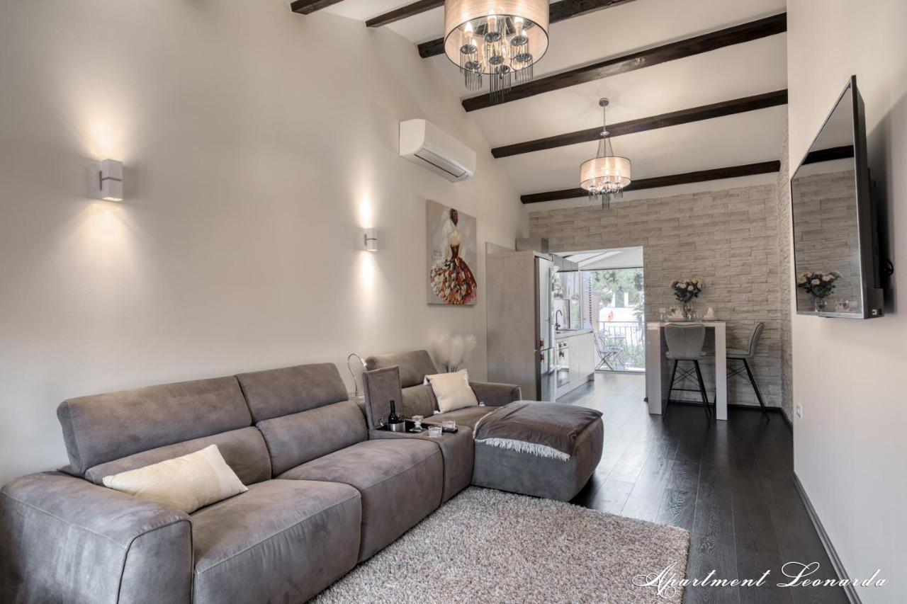 Appartamento Penthouse Leonarda With Private Parking Pola Esterno foto