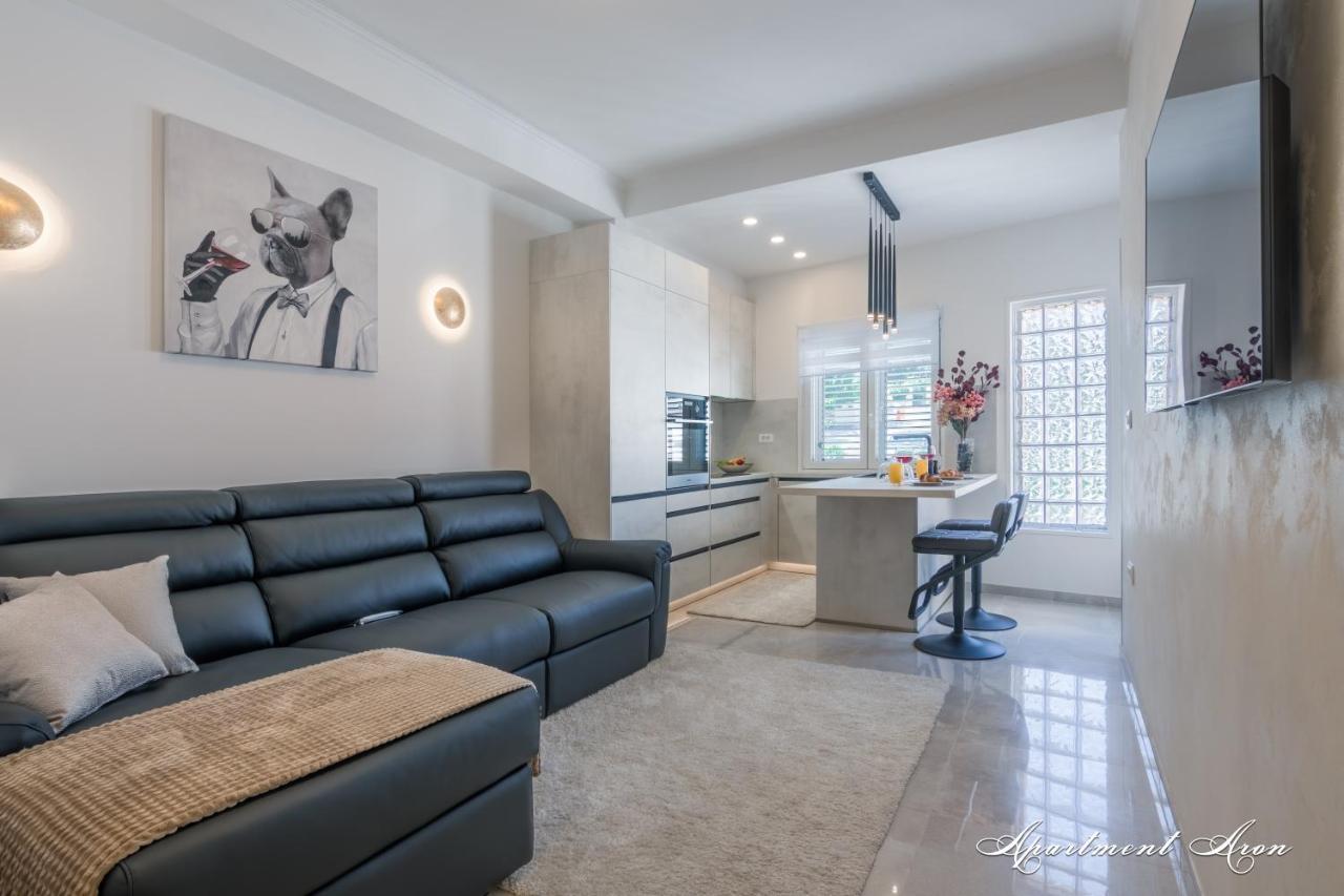 Appartamento Penthouse Leonarda With Private Parking Pola Camera foto